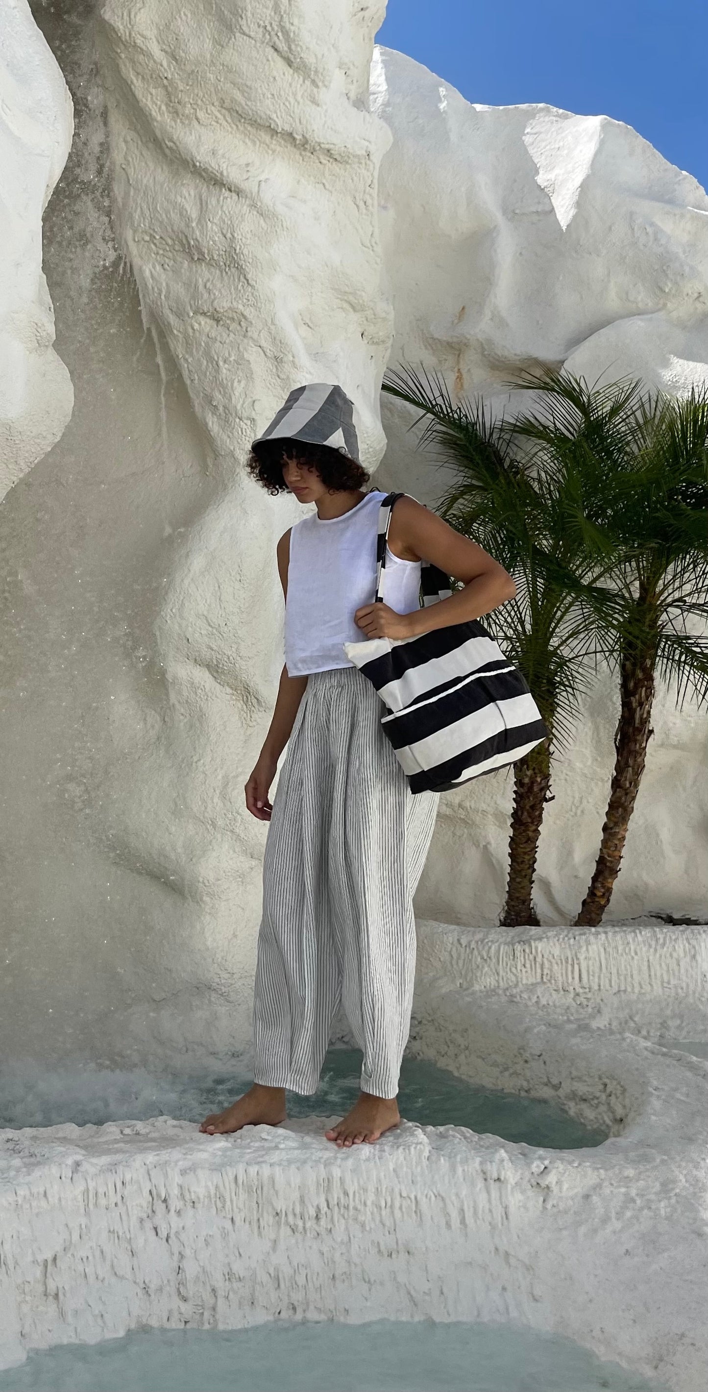 Shady Hat - Black/Natural Stripe