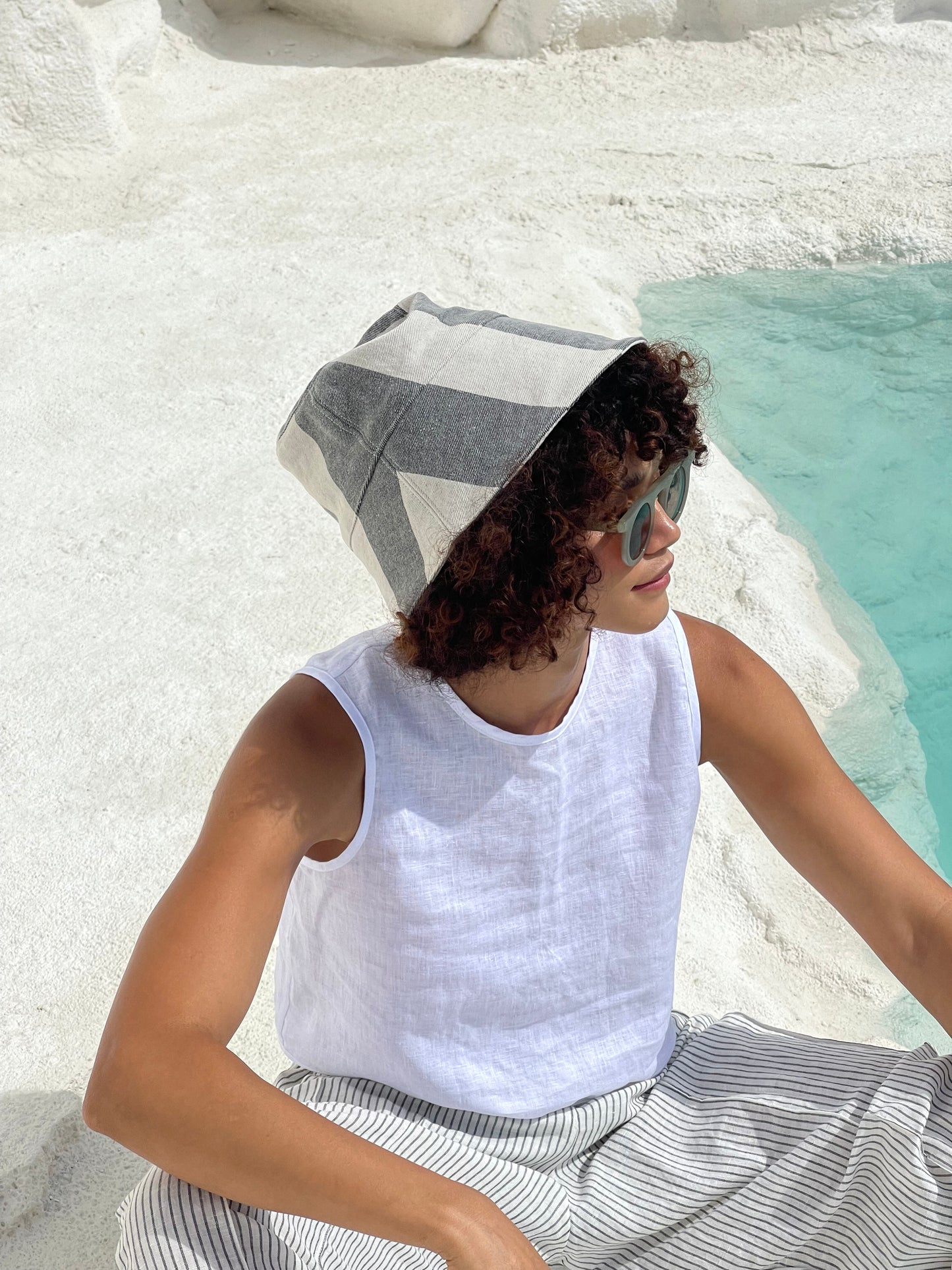Shady Hat - Black/Natural Stripe