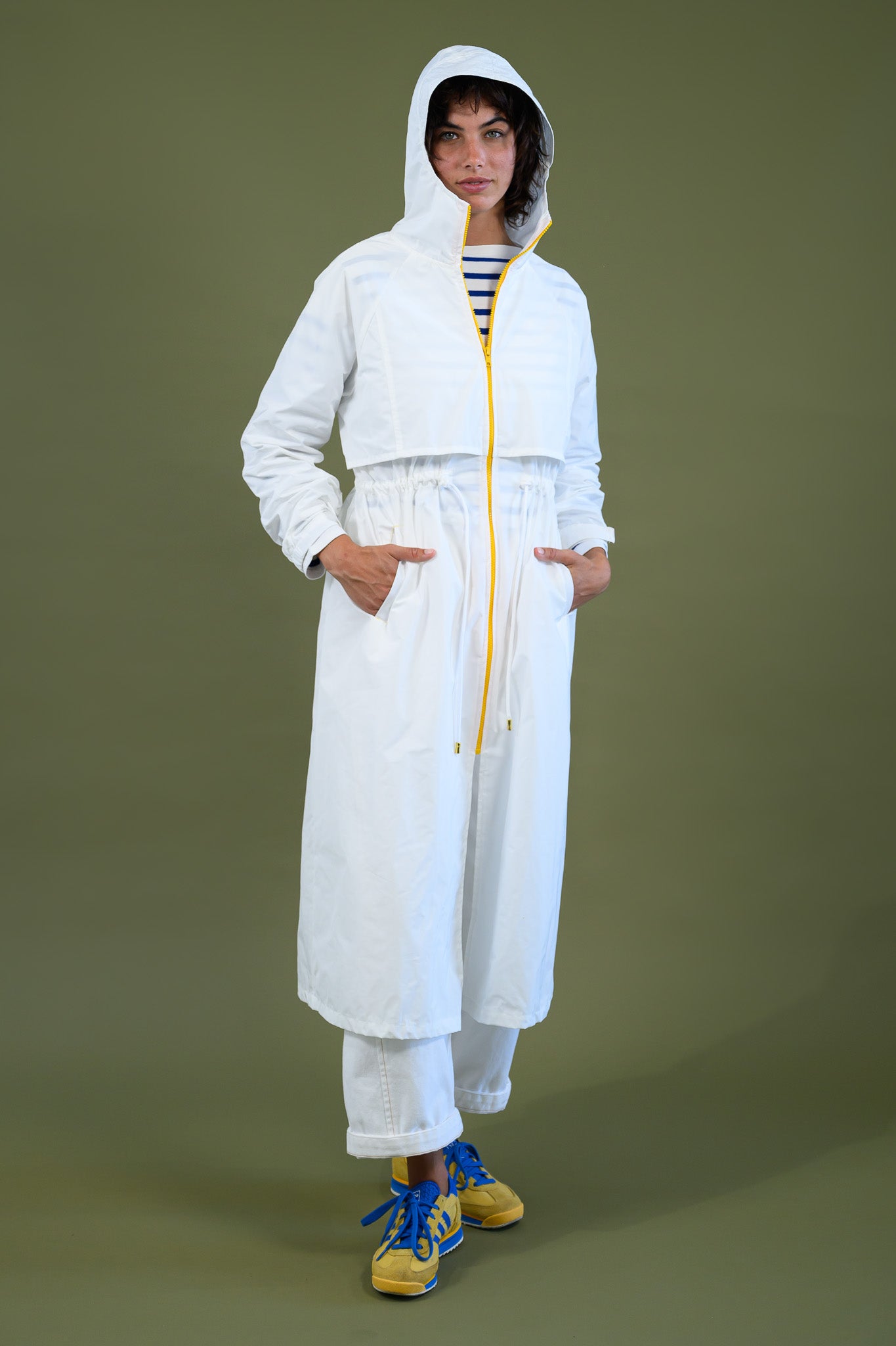 Cloud Breaker Raincoat - White